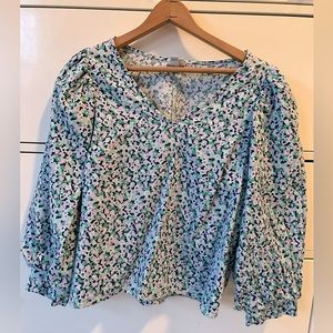 A New Day puffed sleeve floral blouse, size S